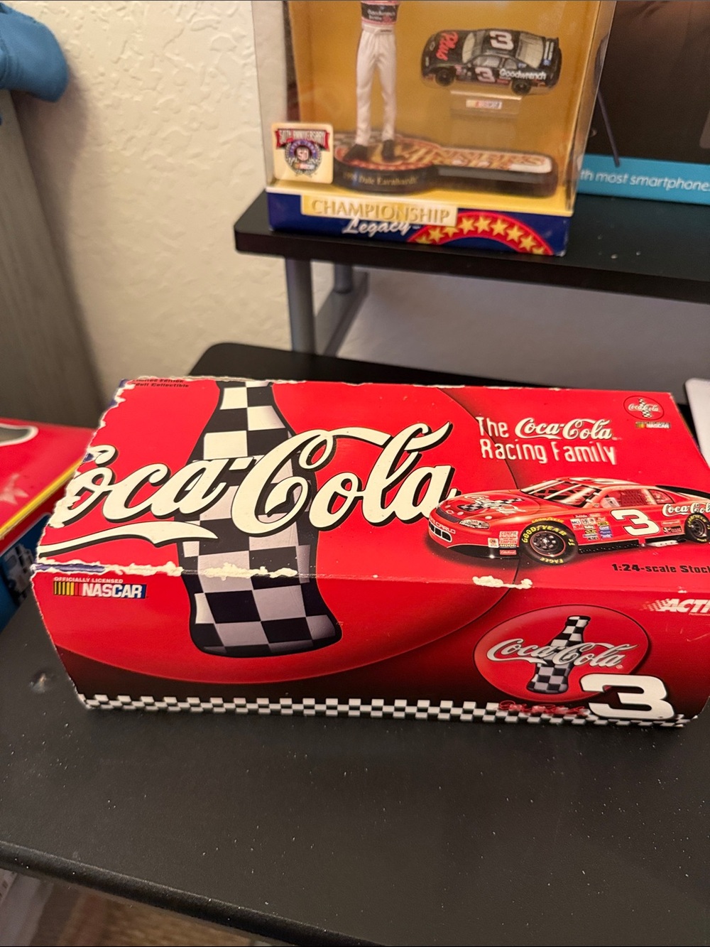 1998 Dale Earnhardt Coca-Cola NASCAR 1:24 scale diecast car.